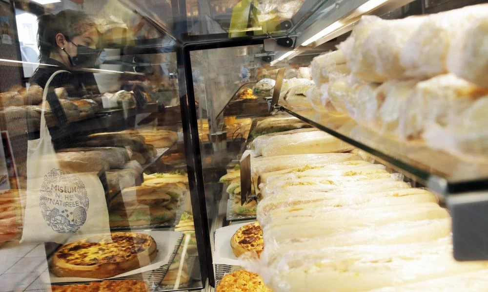 Ε.Ε.: Αποσύρεται το οξείδιο του τιτανίου που χρησιμοποιείτε σε γλυκά